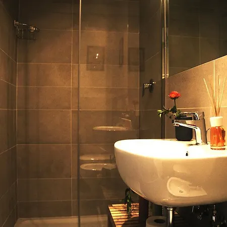 Bed and breakfast Isola D'arno 4*